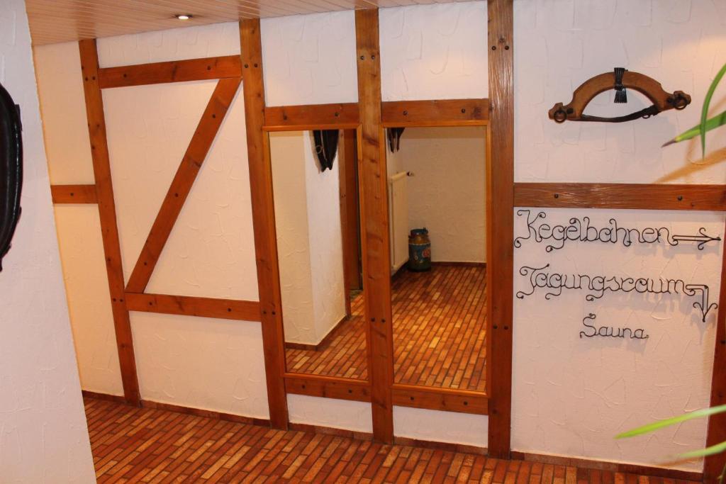 Landhotel Zur Kanne Neresheim Exteriör bild