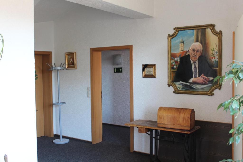 Landhotel Zur Kanne Neresheim Exteriör bild