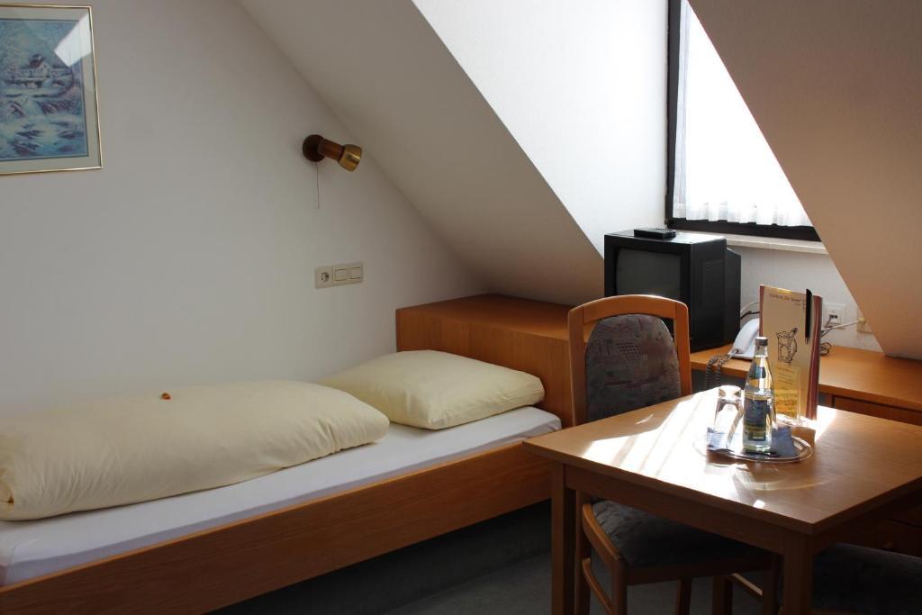Landhotel Zur Kanne Neresheim Rum bild