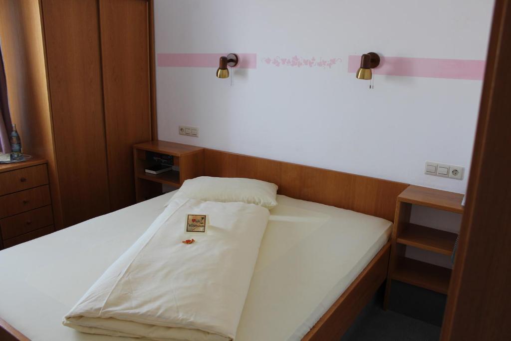 Landhotel Zur Kanne Neresheim Rum bild