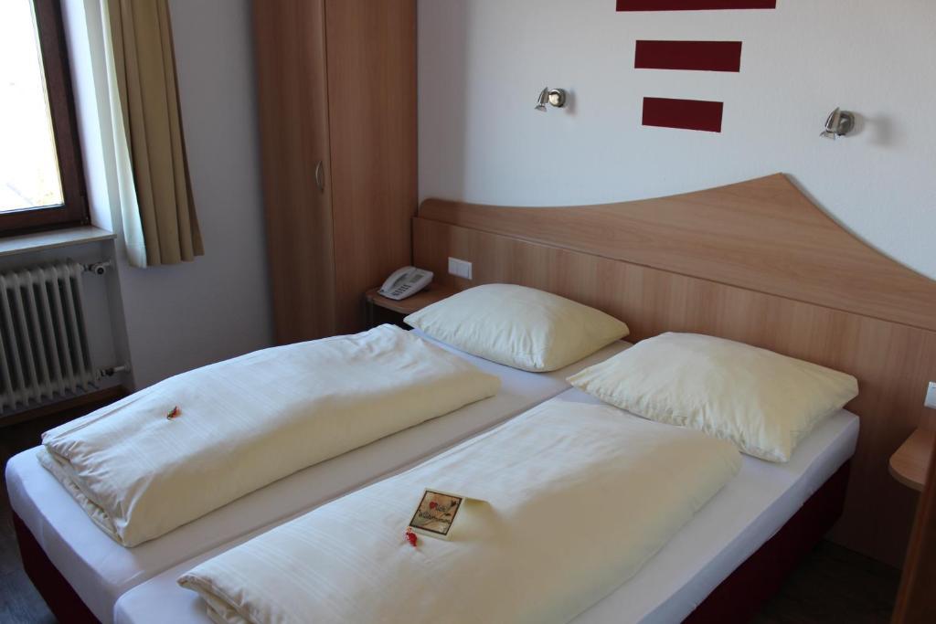 Landhotel Zur Kanne Neresheim Rum bild
